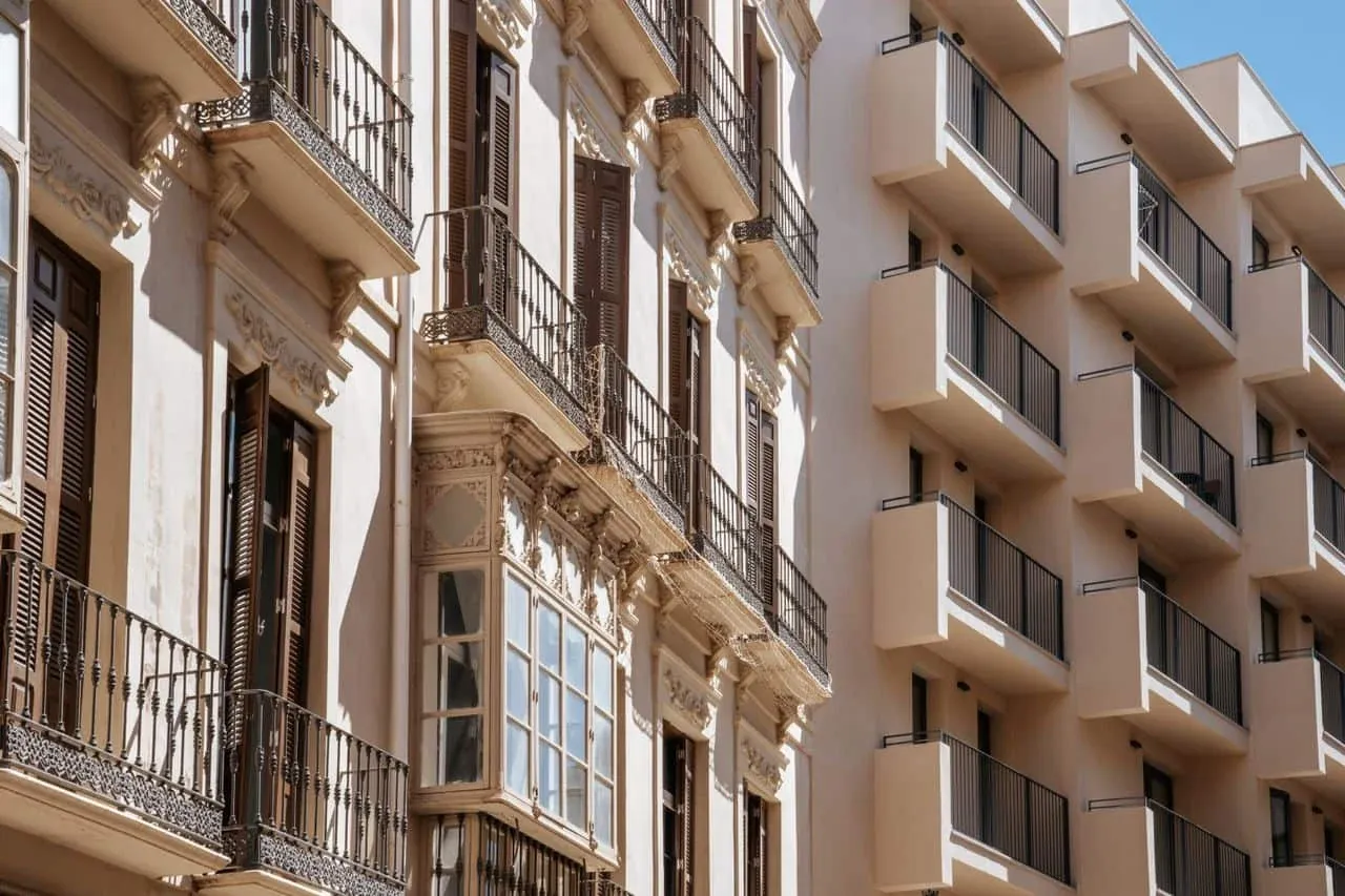 Apartment buildings near La Malagueta beach in Málaga